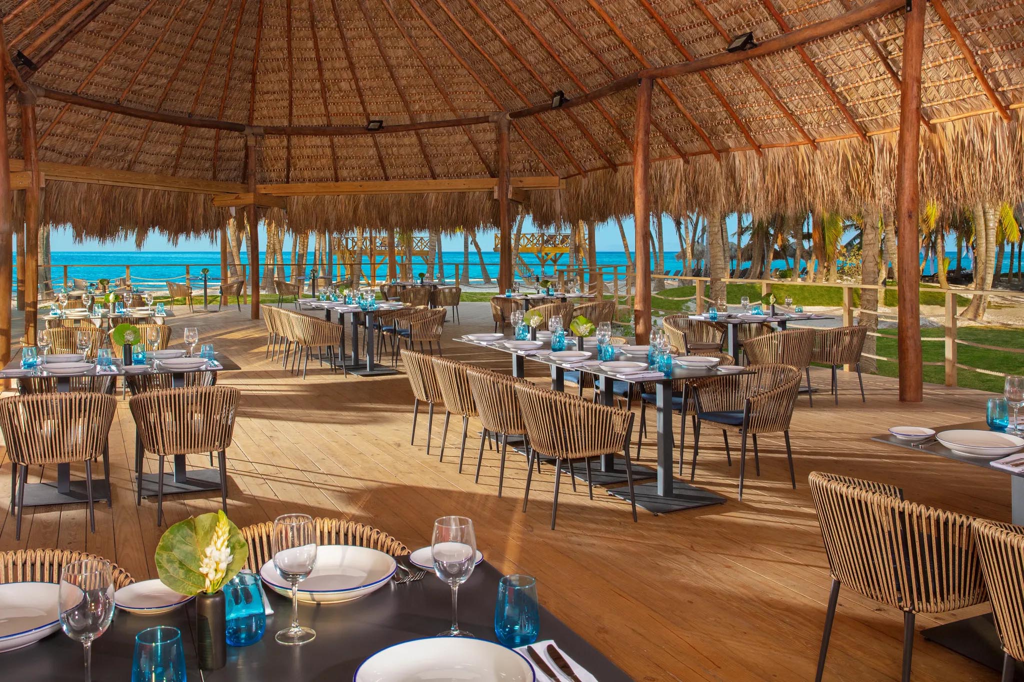 Seaside Grill at Secrets Playa Esmeralda