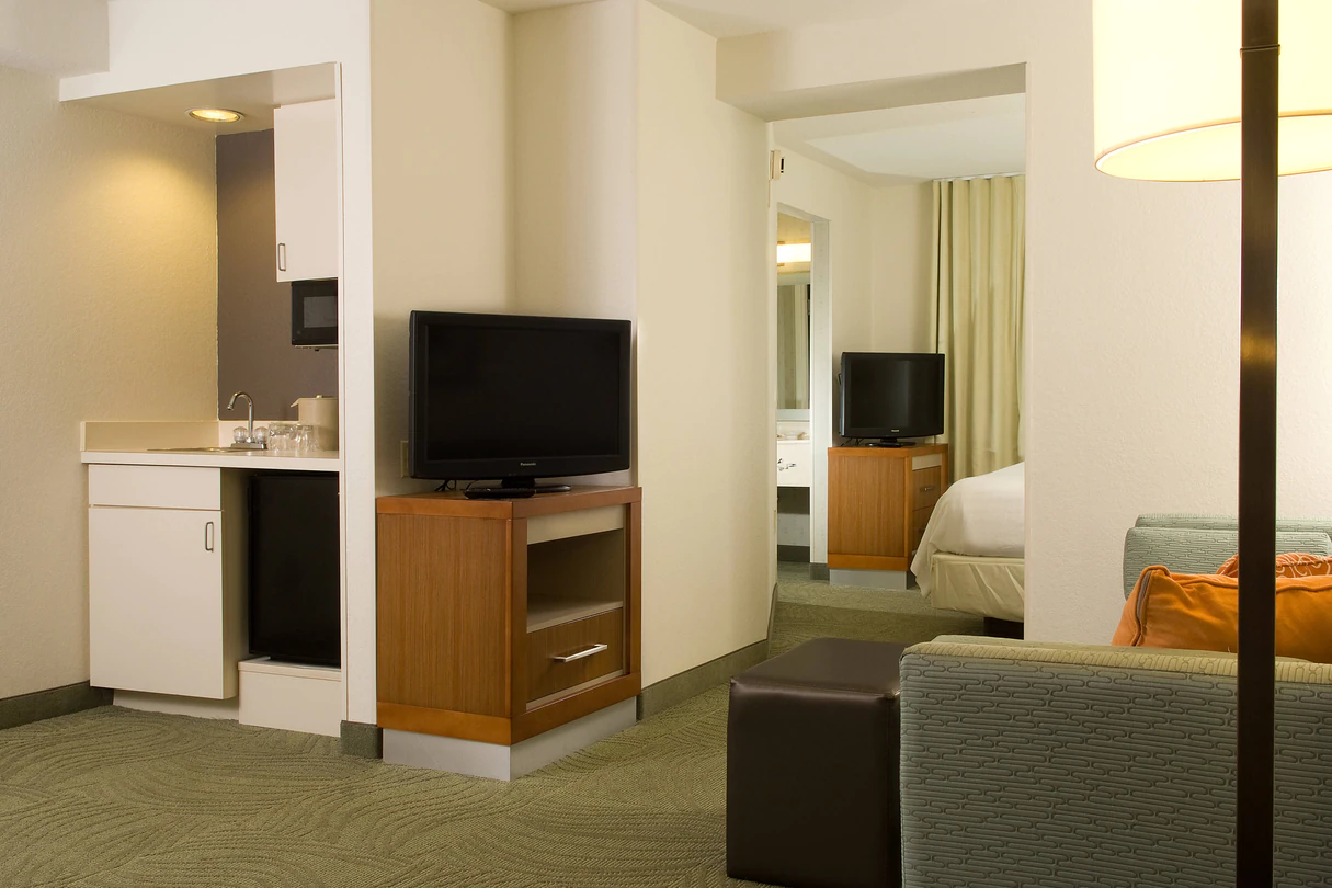 staySky I-Drive Orlando Amenities